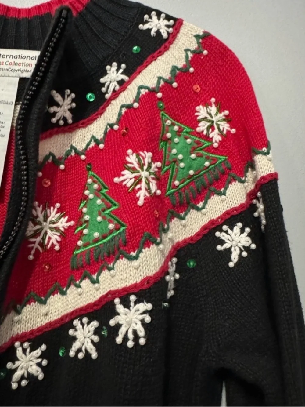 Women Red Holiday Christmas Snowflake & Tree Knit Cardigan ASO Halloween Movie